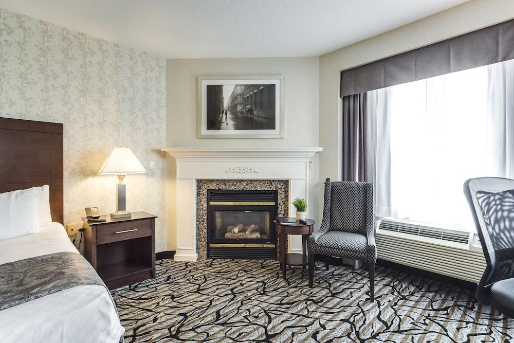 Monte Carlo Inn Oakville Suites Exteriör bild