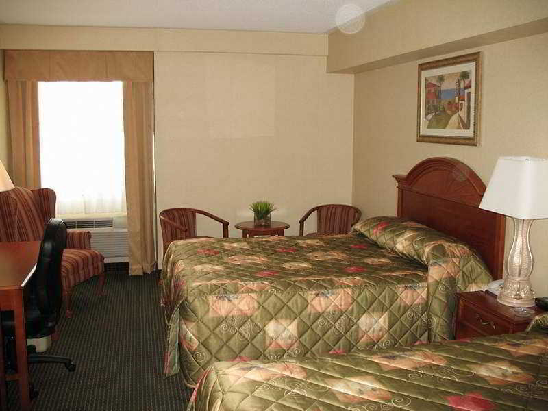 Monte Carlo Inn Oakville Suites Exteriör bild