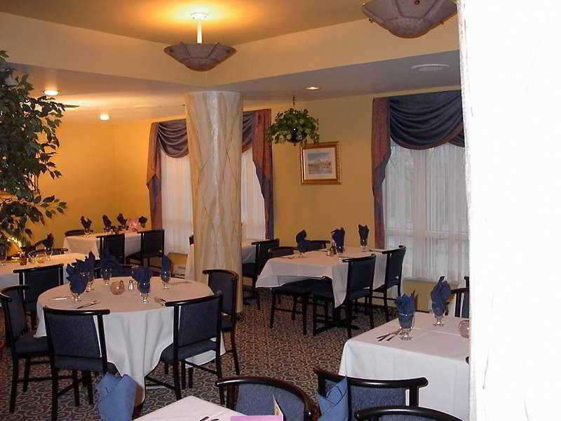 Monte Carlo Inn Oakville Suites Exteriör bild