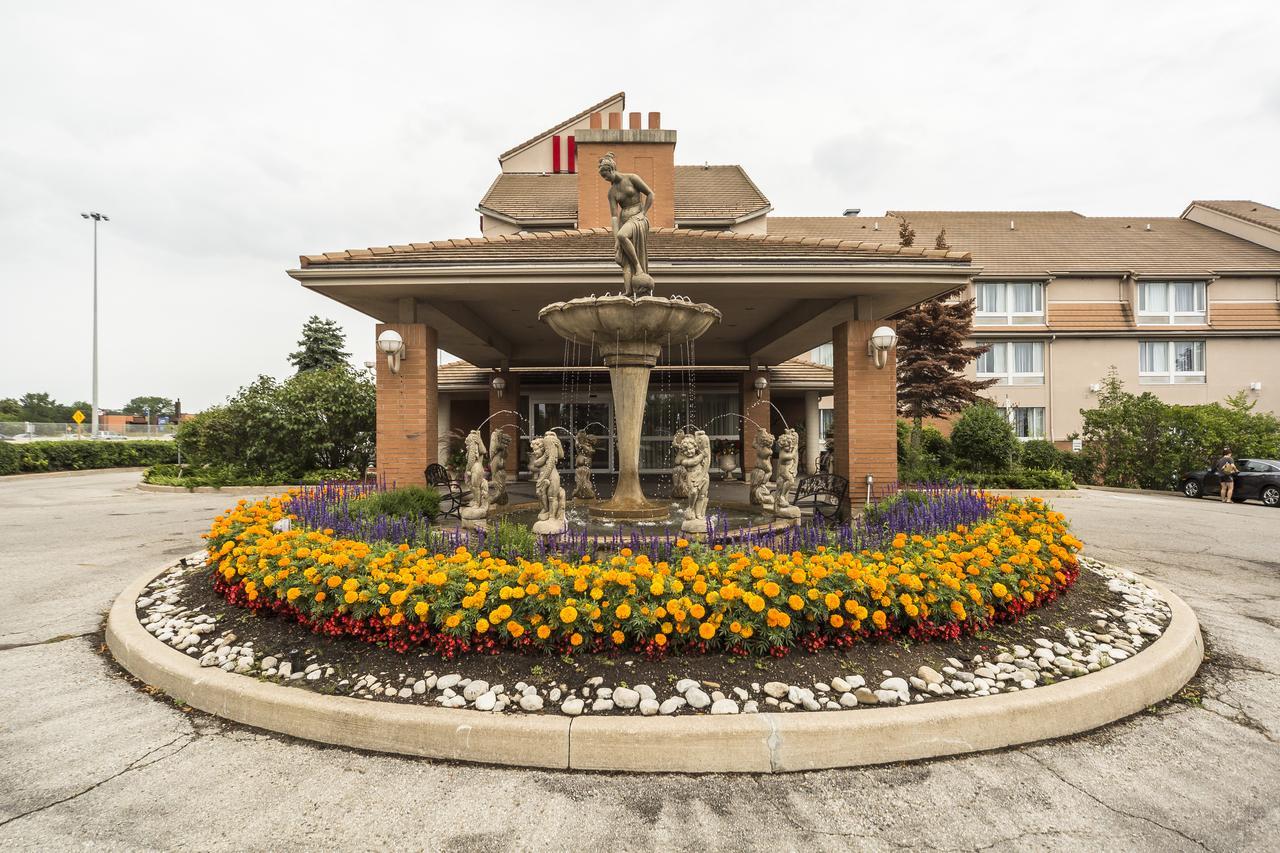 Monte Carlo Inn Oakville Suites Exteriör bild